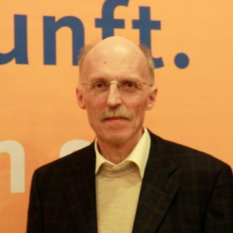 Dr.  Ulrich Baulain
